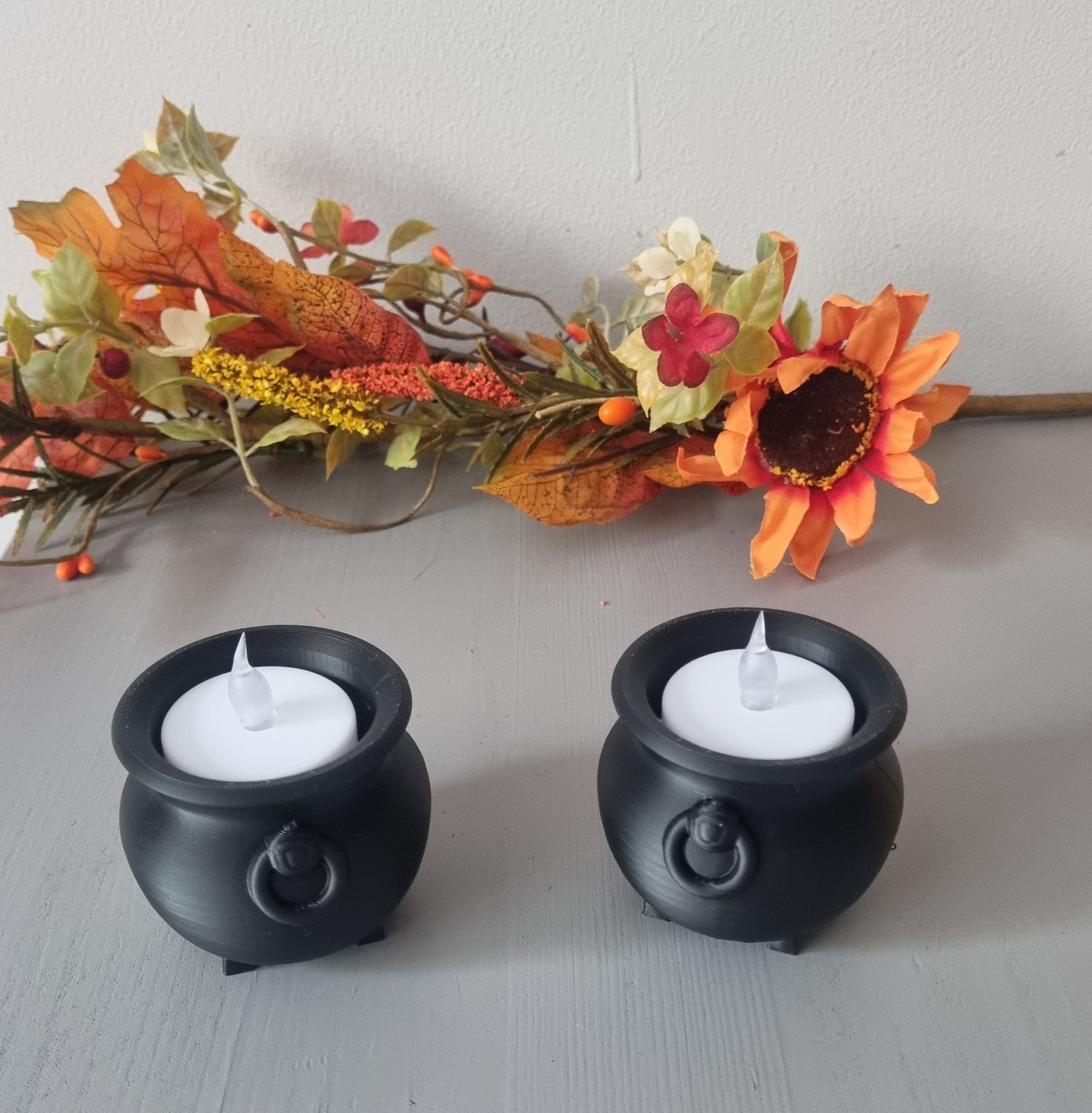 Cauldron flameless tealight holder set of 2