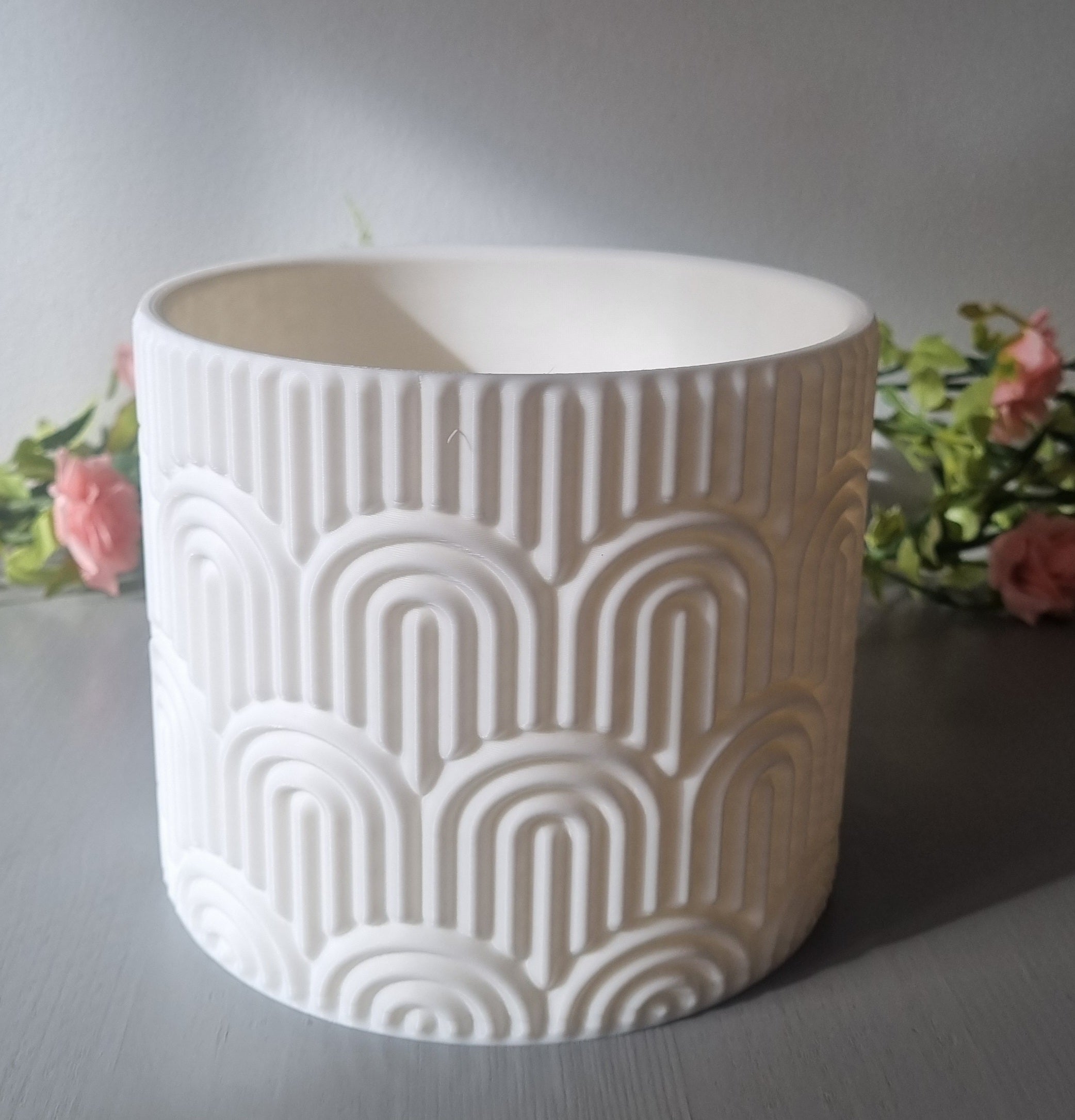 White patterned planter