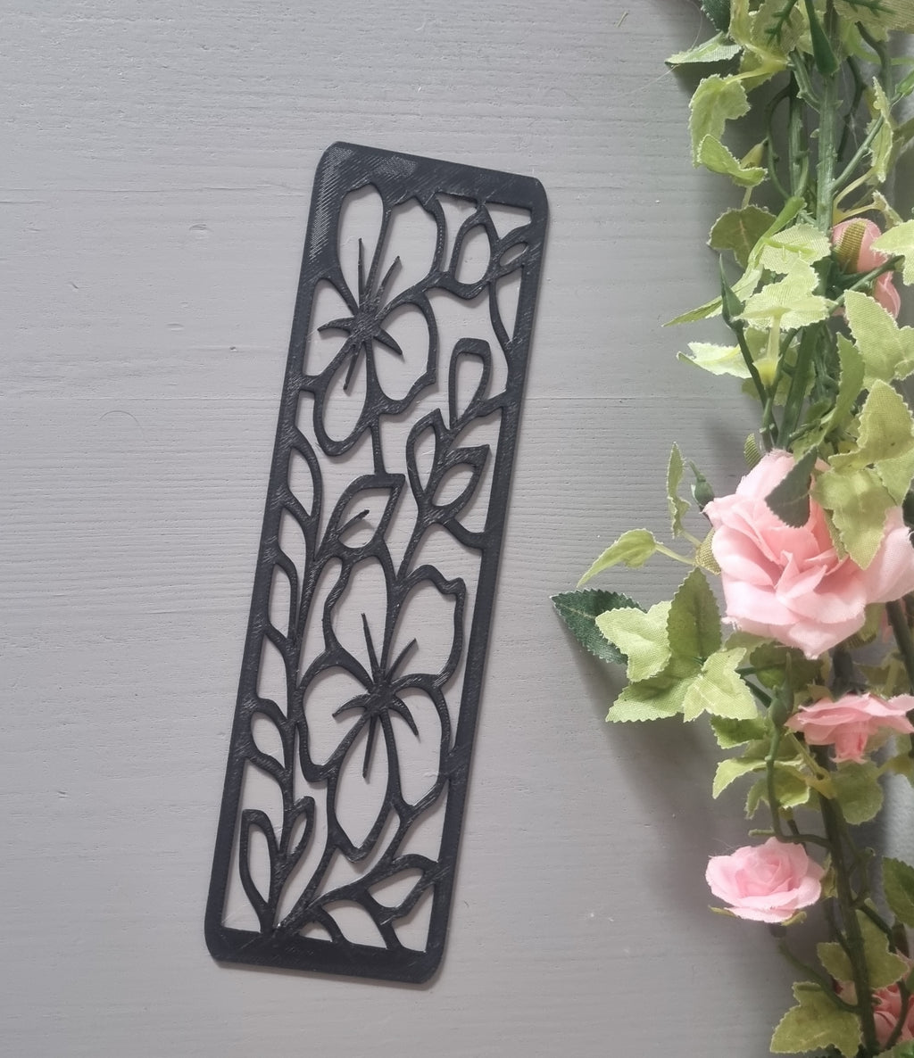 Black floral gift set