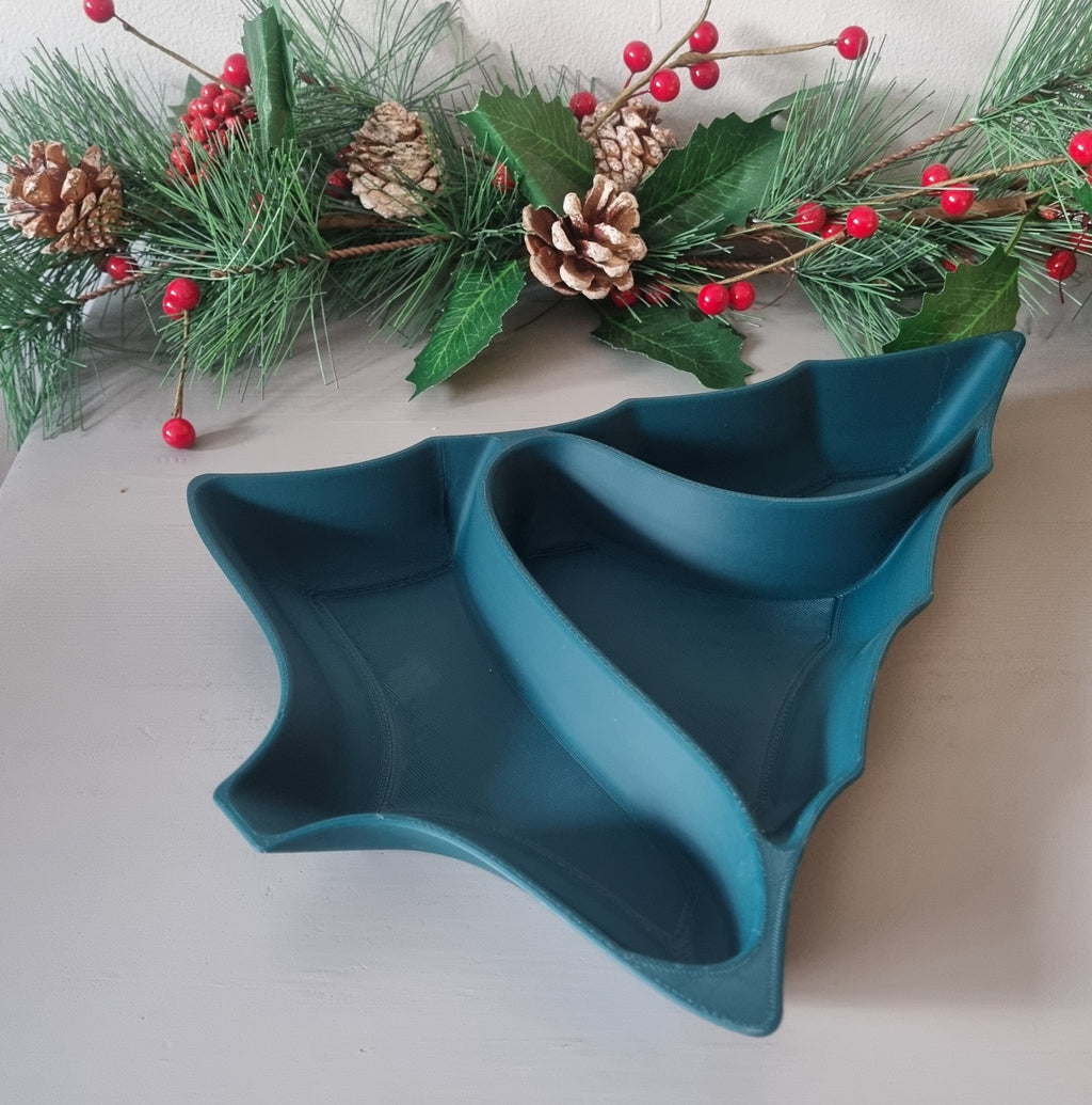 Set of 2 christmas tree snack plates